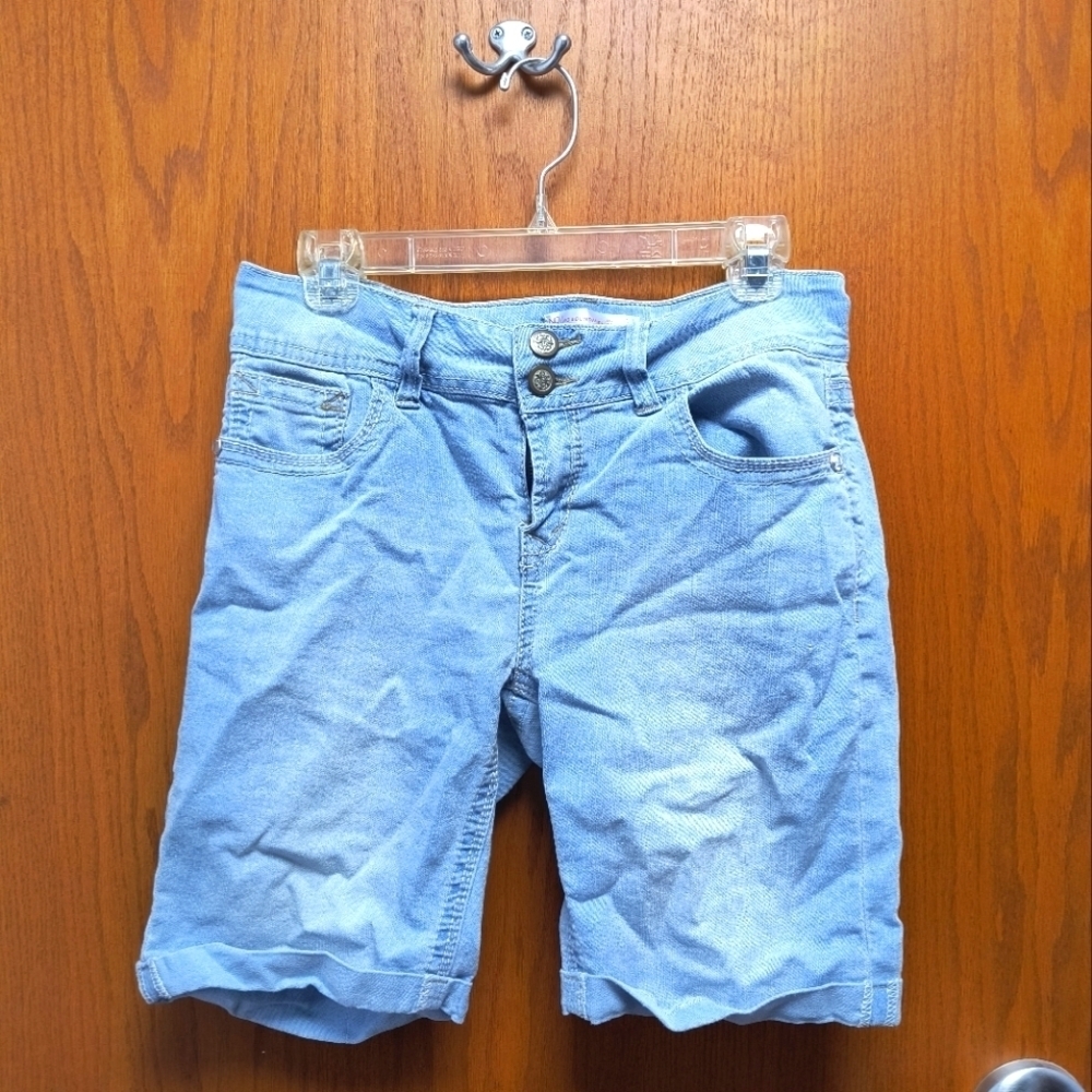 Denim Blue Jean Shorts no boundaries women's 13 light baby blue